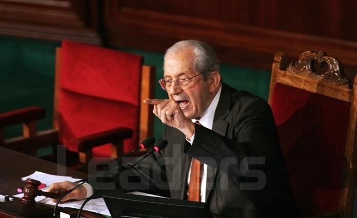 Pour avoir insulté le président de l'ARP, le député Tebbini interdit de parole pendant 3 séances plénières consécutives Pour avoir insulté le président de l'ARP, le député Tebbini interdit de parole pendant 3 séances plénières consécutives