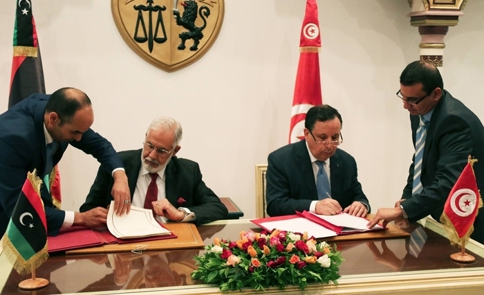 La Tunisie et la Libye veulent réactiver leurs accords commerciaux pour retrouver le rythme des échanges d'avant la révolution La Tunisie et la Libye veulent réactiver leurs accords commerciaux pour retrouver le rythme des échanges d'avant la révolution