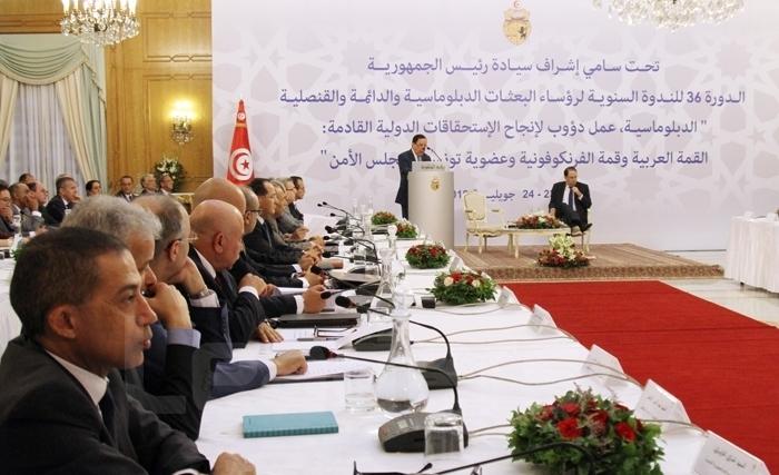 Vivez par l'image la conférence 2018 des ambassadeurs et consuls généraux de Tunisie à l'étranger Vivez par l'image la conférence 2018 des ambassadeurs et consuls généraux de Tunisie à l'étranger
