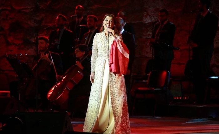 Soirée de l’artiste Mejda Roumi : l’une des plus grandes soirées de la 54ème édition du Festival International de Carthage Soirée de l’artiste Mejda Roumi : l’une des plus grandes soirées de la 54ème édition du Festival International de Carthage
