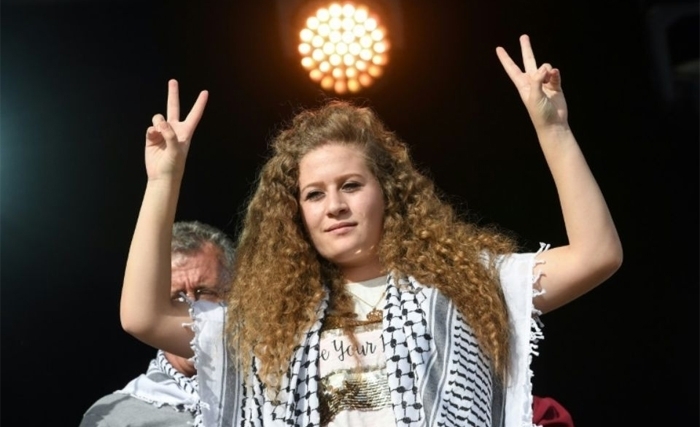 Ahed Tamimi a Paris : «Tout Palestinien résiste à l’occupation dès sa naissance» Ahed Tamimi a Paris : «Tout Palestinien résiste à l’occupation dès sa naissance»
