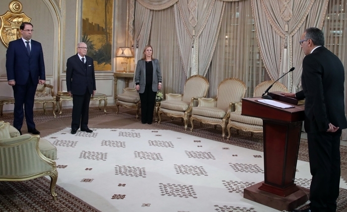 Les nouveaux ministres et secrétaires d'Etat prêtent serment Les nouveaux ministres et secrétaires d'Etat prêtent serment