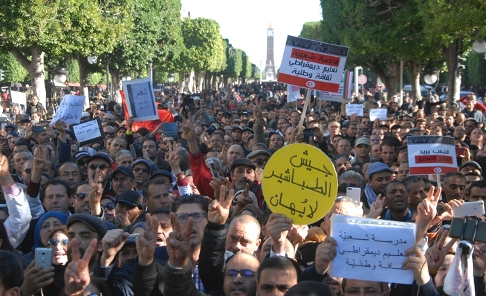 Manifestation des professeurs  : les journalistes pris pour cibles