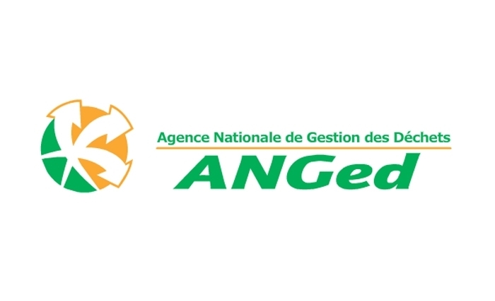 République Tunisienne Ministère des Affaires Locales et de l’Environnement Agence Nationale de Gestion des déchets République Tunisienne Ministère des Affaires Locales et de l’Environnement Agence Nationale de Gestion des déchets