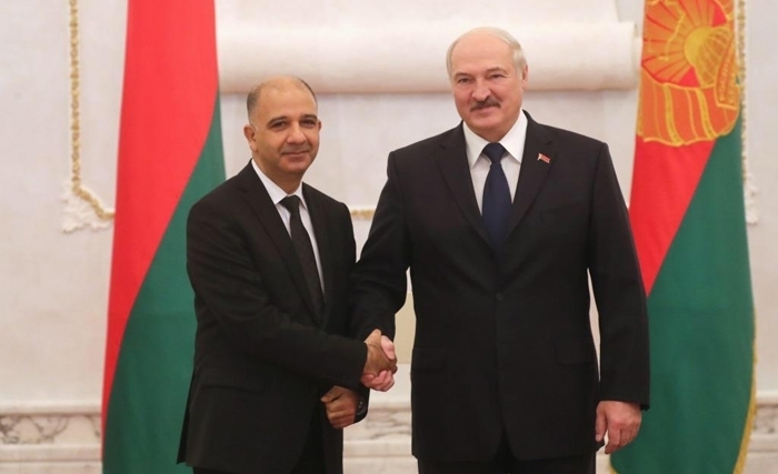 L’ambassadeur Mohamed Ali Chihi présente ses lettres de créance au président arménien : développer les relations et les échanges économiques L’ambassadeur Mohamed Ali Chihi présente ses lettres de créance au président arménien : développer les relations et les échanges économiques
