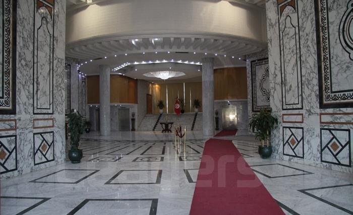 Diplomatie : Semia Zouari, Jalel Trabelsi et Lotfi Mellouli promus au grade de ministre plénipotentiaire hors classe Diplomatie : Semia Zouari, Jalel Trabelsi et Lotfi Mellouli promus au grade de ministre plénipotentiaire hors classe