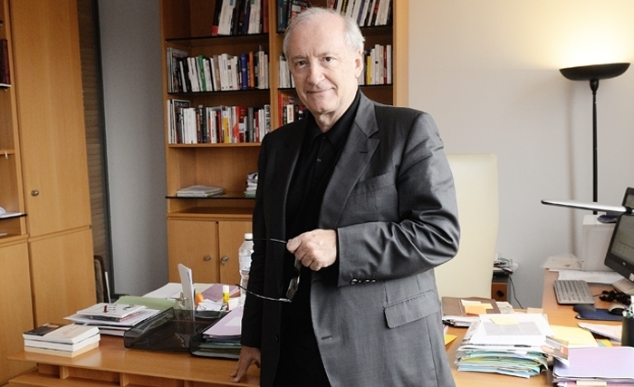 Hubert Védrine : le temps de l’impatience, en Tunisie aussi Hubert Védrine : le temps de l’impatience, en Tunisie aussi