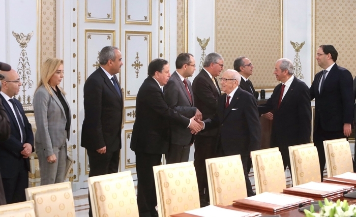 Les quatre inadmissibles de Caïd Essebsi : L’appareil sécuritaire, le camp de Regueb, l’Etat d’urgence et la catastrophe des nourrissons décédés Les quatre inadmissibles de Caïd Essebsi : L’appareil sécuritaire, le camp de Regueb, l’Etat d’urgence et la catastrophe des nourrissons décédés
