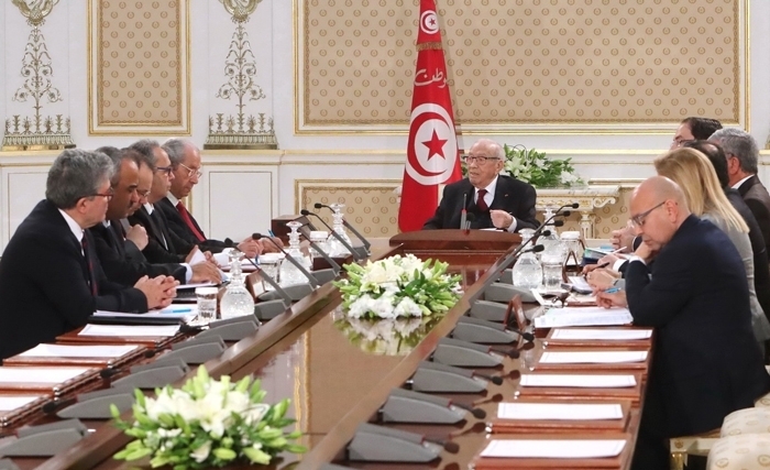 Caïd Essebsi : Etat d’urgence, ne comptez plus sur moi, l’ARP doit se prononcer Caïd Essebsi : Etat d’urgence, ne comptez plus sur moi, l’ARP doit se prononcer