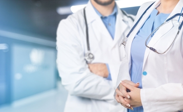 Médecins réunis au cours d’une assemblée générale extraordinaire Médecins réunis au cours d’une assemblée générale extraordinaire