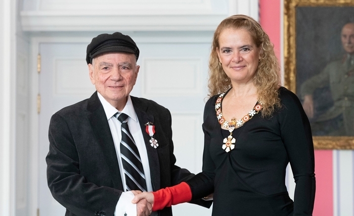 La gouverneure générale du Canada, Julie Payette, remet au Pr Hédi Bouraoui l’Ordre du Canada