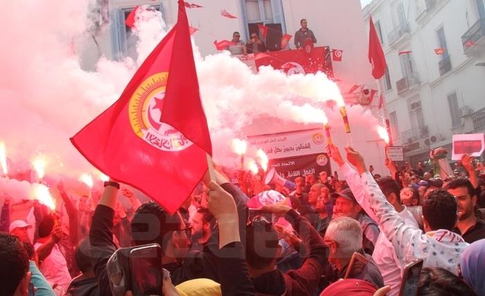 A l'occasion du 1er mai, Taboubi presse le gouvernement de répondre aux attentes du peuple (Album Photos) A l'occasion du 1er mai, Taboubi presse le gouvernement de répondre aux attentes du peuple (Album Photos)