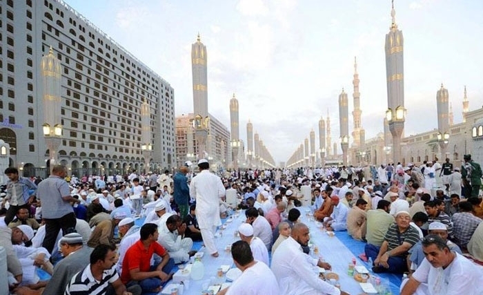 La Mecque, en mode Omra loin de s’intéresser aux sommets des pays du Golfe, arabes et islamiques