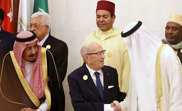Caïd Essebsi aux dirigeants arabes et islamiques : Ecoutez vos peuples, utilisez à bon escient vos moyens et ne vous ingérez pas dans les affaires intérieures des autres pays Caïd Essebsi aux dirigeants arabes et islamiques : Ecoutez vos peuples, utilisez à bon escient vos moyens et ne vous ingérez pas dans les affaires intérieures des autres pays