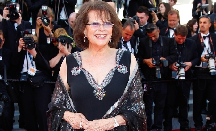 Claudia Cardinale élevée par Macron à la dignité de grand officier de la Légion d’honneur