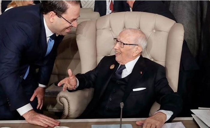 Chahed : Le génie de Caïd Essebsi est d’avoir misé sur les jeunes pour les hisser aux commandes, ce qui nous vaut les attaques des court-circuités Chahed : Le génie de Caïd Essebsi est d’avoir misé sur les jeunes pour les hisser aux commandes, ce qui nous vaut les attaques des court-circuités
