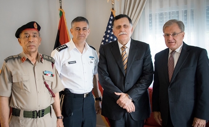 Etats-Unis - Libye : Le nouveau chef du commandement d’Africom rencontre à Tunis Fayez al-Sarraj Etats-Unis - Libye : Le nouveau chef du commandement d’Africom rencontre à Tunis Fayez al-Sarraj