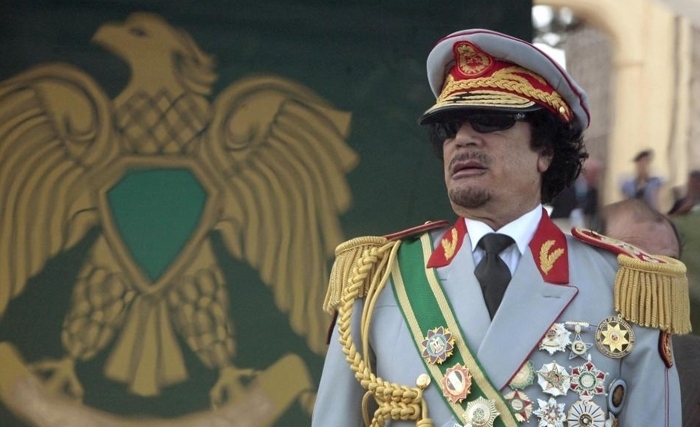 Il y a 50 ans, Kadhafi prenait le pouvoir en Libye... pour finir en 2011, déboussolé, au fond d’un trou Il y a 50 ans, Kadhafi prenait le pouvoir en Libye... pour finir en 2011, déboussolé, au fond d’un trou