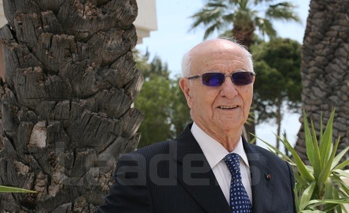 Abdessalem Kallel - Tunisie : Pour que nouvelle assemblée le prochain gouvernement gouvernent au centre et par le centre Abdessalem Kallel - Tunisie : Pour que nouvelle assemblée le prochain gouvernement gouvernent au centre et par le centre