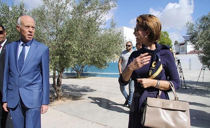 Comment Kais Saied et son épouse ont voté pour les législatives (Album photos) Comment Kais Saied et son épouse ont voté pour les législatives (Album photos)