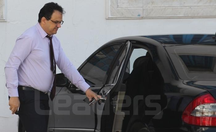 Pourquoi Zied Laadhari a démissionné de poste de ministre Pourquoi Zied Laadhari a démissionné de poste de ministre