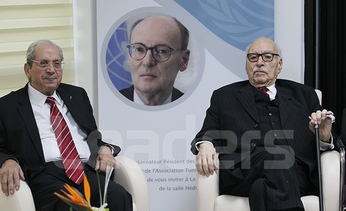 Photo insolite: deux anciens présidents par intérim, Foued Mebazaa et Mohamed ennaceur Photo insolite: deux anciens présidents par intérim, Foued Mebazaa et Mohamed ennaceur