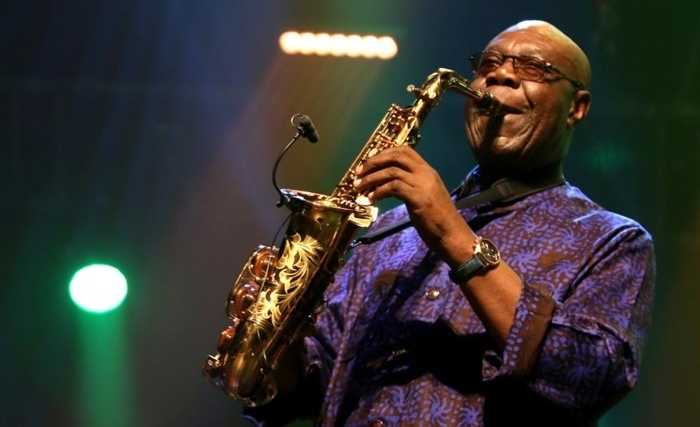 Hommage à… Manu Dibango, terrassé par le Covid-19 Hommage à… Manu Dibango, terrassé par le Covid-19