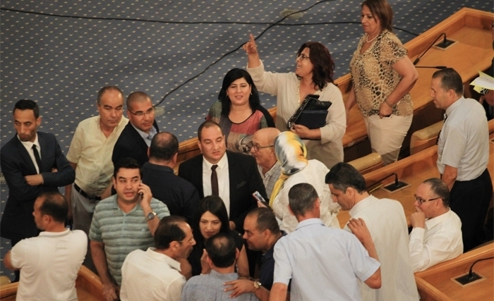 Kahena Abbes : Droit et révolution : quelle relation ? Kahena Abbes : Droit et révolution : quelle relation ?