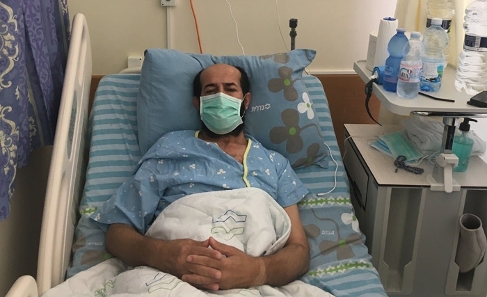 Maher el Akhras: Un militant palestinien au seuil de la mort Maher el Akhras: Un militant palestinien au seuil de la mort
