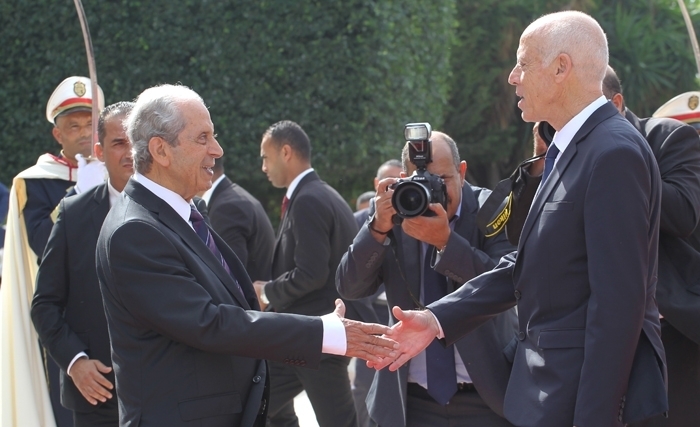 Kais Saïed, An 1 à Carthage : Exclusif, comment Mohamed Ennaceur lui avait remis les pouvoirs (Photos / Vidéo) Kais Saïed, An 1 à Carthage : Exclusif, comment Mohamed Ennaceur lui avait remis les pouvoirs (Photos / Vidéo)