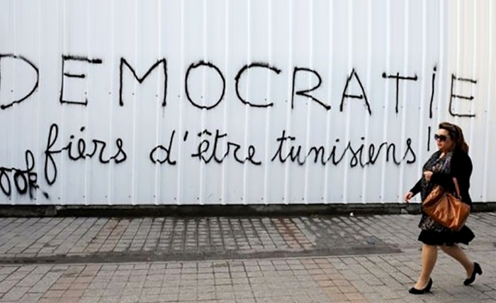 La démocratie est vouée à disparaître! La démocratie est vouée à disparaître!