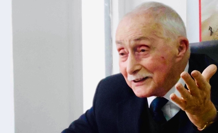Hommage a Ali Yahya Abdennour, le grand défenseur des droits de l’homme Hommage a Ali Yahya Abdennour, le grand défenseur des droits de l’homme