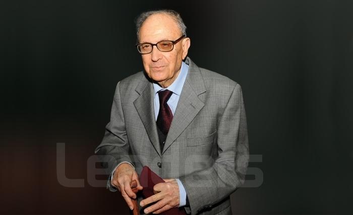 Ahmed Mestiri: L’homme qui a osé dire non à Bourguiba et à Ben Ali Ahmed Mestiri: L’homme qui a osé dire non à Bourguiba et à Ben Ali
