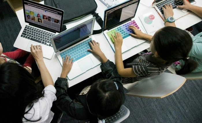 Le système éducatif Tunisien: benchmarking et propositions de nouvelles techniques d’enseignement Le système éducatif Tunisien: benchmarking et propositions de nouvelles techniques d’enseignement