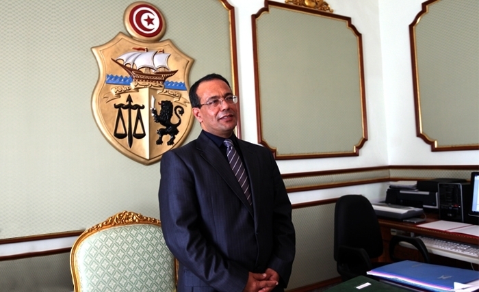 Etat d’exception en Tunisie : d’une déclaration pertinente à une consécration démesurée Etat d’exception en Tunisie : d’une déclaration pertinente à une consécration démesurée