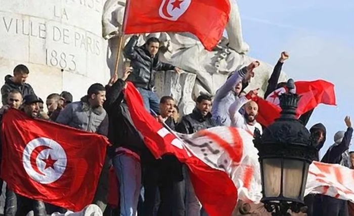France : LPC, un alibi bien commode ! pas un hôpital ou un laboratoire sans Nejla, Mohamed ou Hichem France : LPC, un alibi bien commode ! pas un hôpital ou un laboratoire sans Nejla, Mohamed ou Hichem