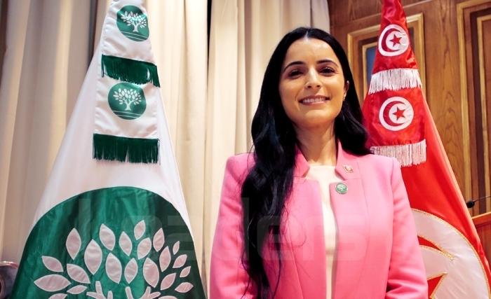 Olfa Hamdi se positionne à la tête de son nouveau parti, la Troisième République Olfa Hamdi se positionne à la tête de son nouveau parti, la Troisième République