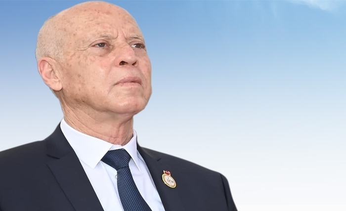 Kais Saïed reprend sa copie et révèle sa Constitution V2 : télécharger le texte ‘’relu et corrigé’’ Kais Saïed reprend sa copie et révèle sa Constitution V2 : télécharger le texte ‘’relu et corrigé’’
