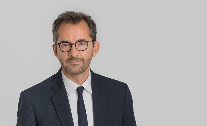 Hakim El Karoui nommé chevalier de la Légion d’honneur Hakim El Karoui nommé chevalier de la Légion d’honneur