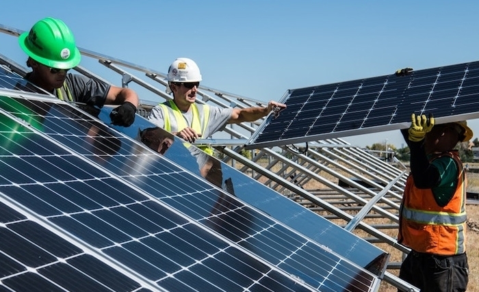 La restructuration de l’industrie tunisienne : on ne sauve pas une économie avec des mesures d'urgence La restructuration de l’industrie tunisienne : on ne sauve pas une économie avec des mesures d'urgence