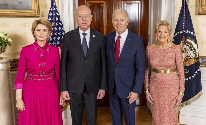 Une photo-souvenir des deux couples présidentiels tunisien et américain à Washington