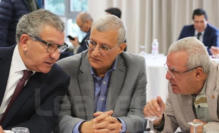 Un mois pour ficeler l’initiative nationale de sortie de crise en Tunisie Un mois pour ficeler l’initiative nationale de sortie de crise en Tunisie