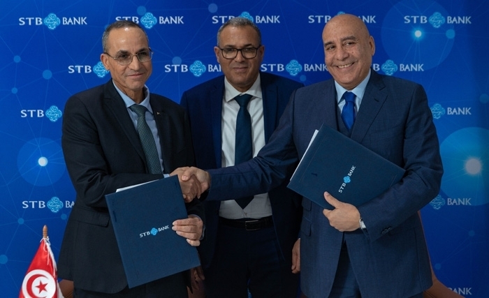 La STB Bank, partenaire officiel de l’Association Almadanya dans la lutte contre l’abandon scolaire, à travers le programme « FATMA » La STB Bank, partenaire officiel de l’Association Almadanya dans la lutte contre l’abandon scolaire, à travers le programme « FATMA »
