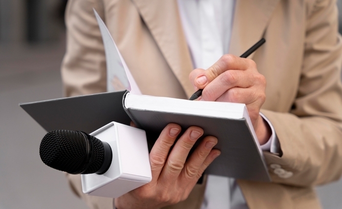 Le journalisme: profession ou/et mission Le journalisme: profession ou/et mission