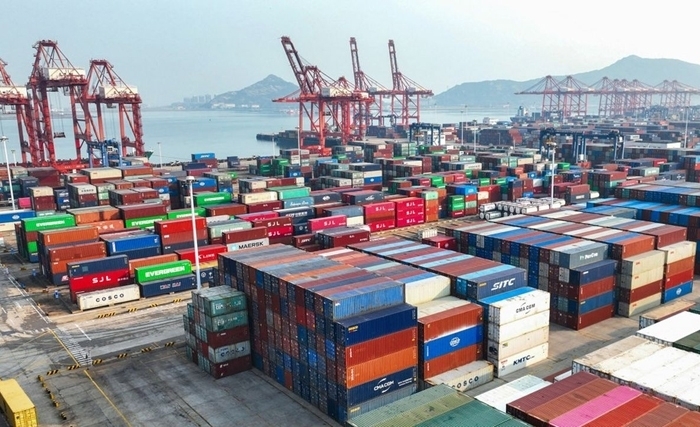 Les volumes du commerce mondial sont confrontés à des vents contraires à court et à moyen terme Les volumes du commerce mondial sont confrontés à des vents contraires à court et à moyen terme