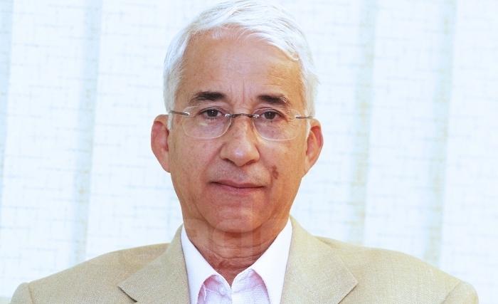 Dr Mongi Maalej, professeur en médecine Dr Mongi Maalej, professeur en médecine