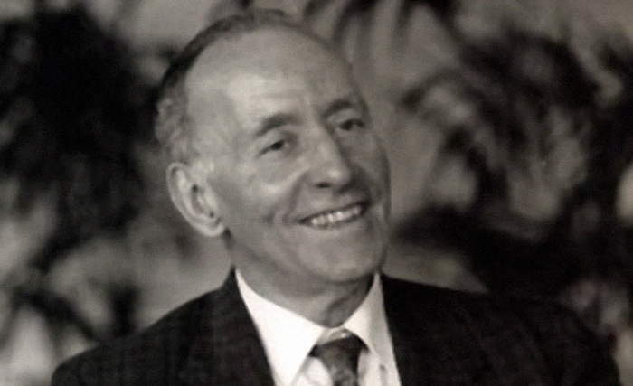 Octave Gelinier (1906-2004), le pionnier du management en France*: «Il ne faut pas copier purement et simplement les modèles occidentaux» Octave Gelinier (1906-2004), le pionnier du management en France*: «Il ne faut pas copier purement et simplement les modèles occidentaux»