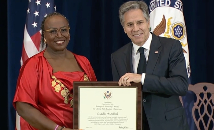 Saadia Mosbah, lauréate du Prix du Secrétaire d'État américain pour les champions de la lutte contre le racisme dans le monde Saadia Mosbah, lauréate du Prix du Secrétaire d'État américain pour les champions de la lutte contre le racisme dans le monde