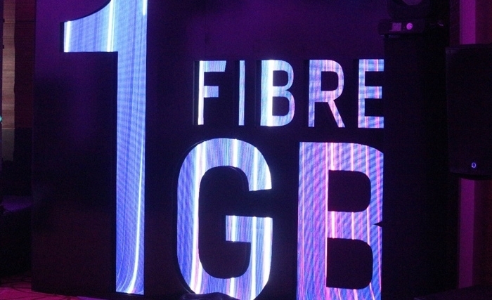 Tunisie Telecom lance avec succès et en avant-première sa fibre 1 giga pour les particuliers Tunisie Telecom lance avec succès et en avant-première sa fibre 1 giga pour les particuliers