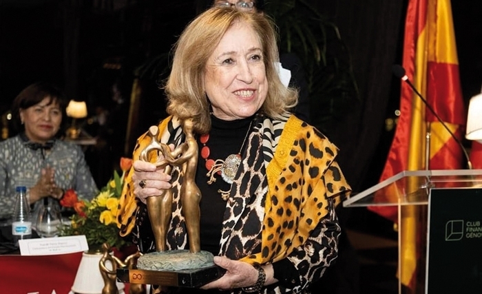 Soukeina Bouraoui, lauréate du prix Mujeres Avenir Soukeina Bouraoui, lauréate du prix Mujeres Avenir